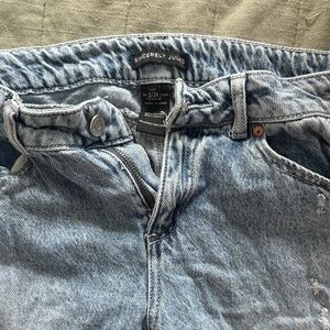 Sincerely Jules Light Blue Relaxed Women’s Cropped Jeans